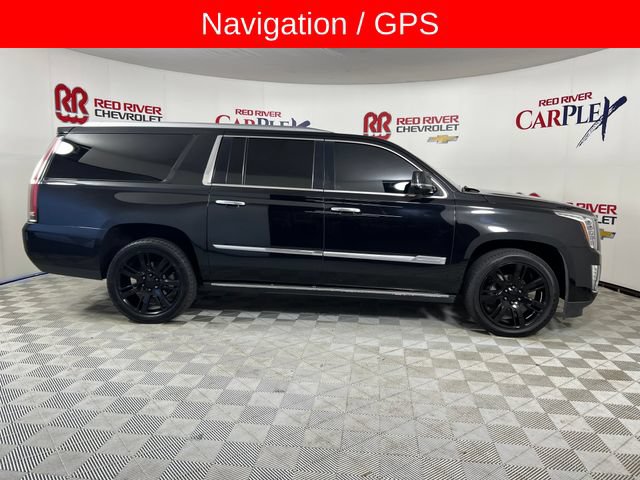 Used 2016 Cadillac Escalade ESV Platinum AWD/4WD image 10