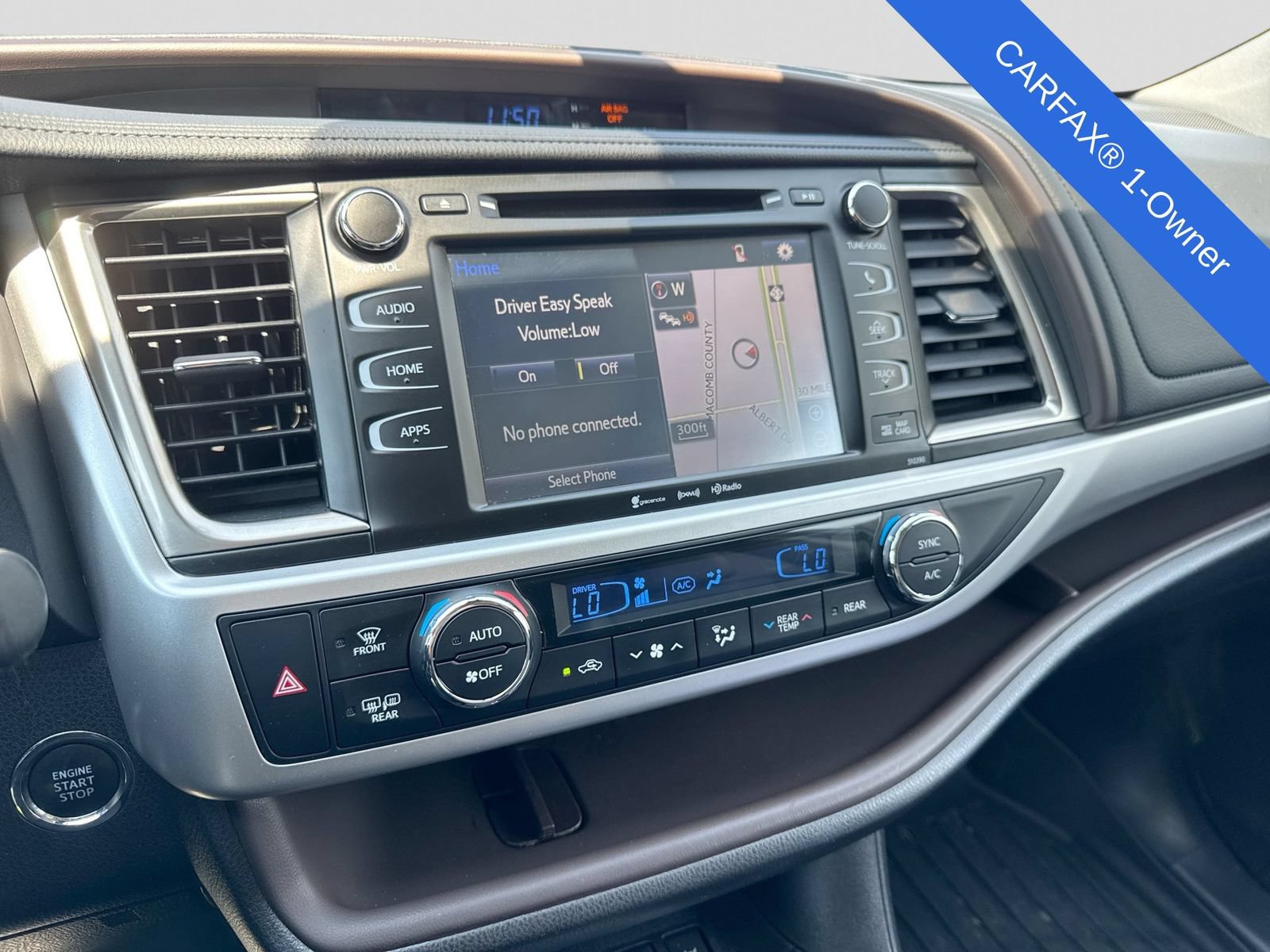 Used 2019 Toyota Highlander XLE w/ Carpet Mat Package (TMS) AWD/4WD image 30
