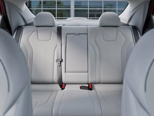 Used 2025 Hyundai Elantra Limited image 14