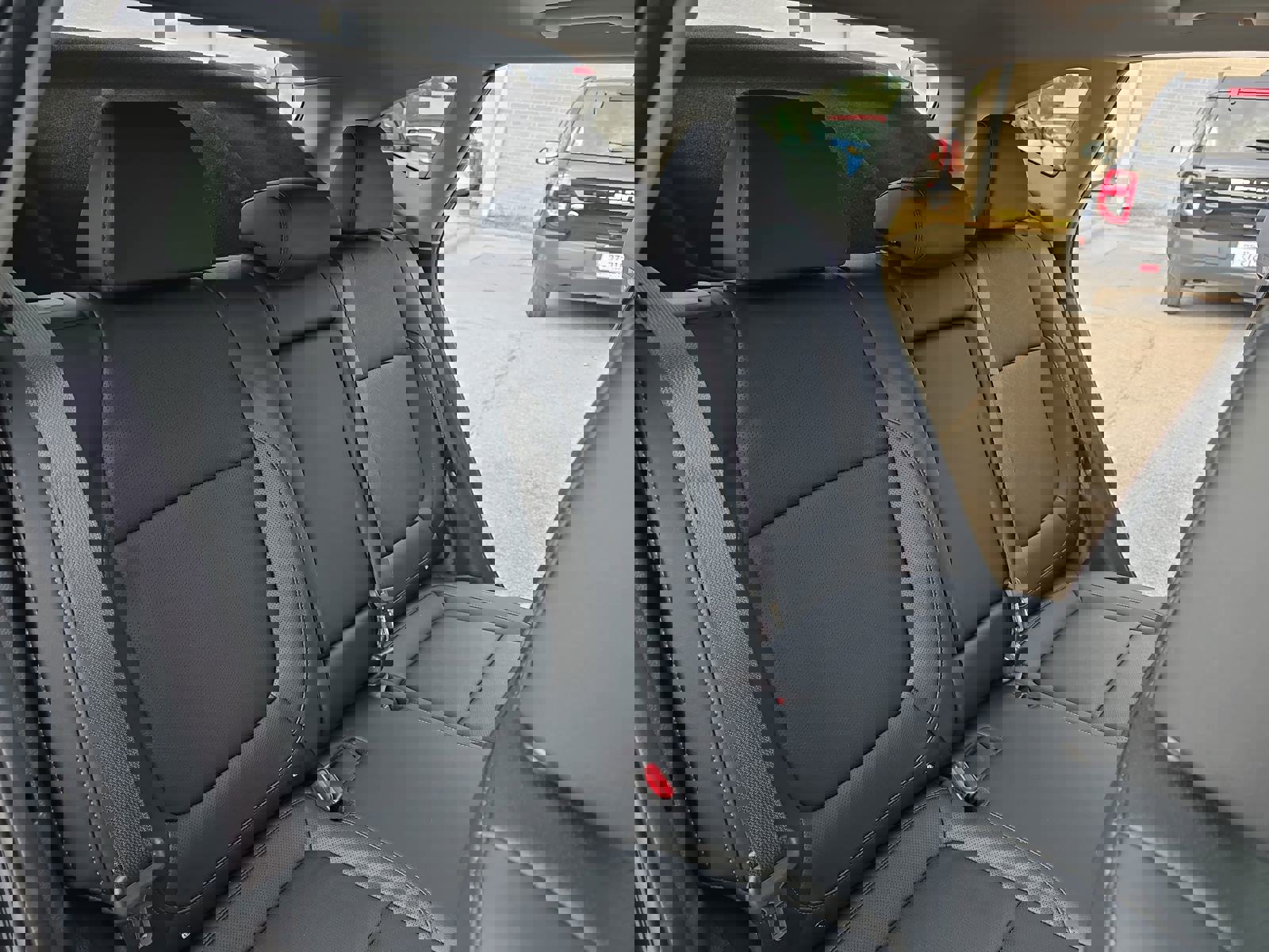 Used 2024 Kia Seltos SX w/ SX Sunroof Package image 11