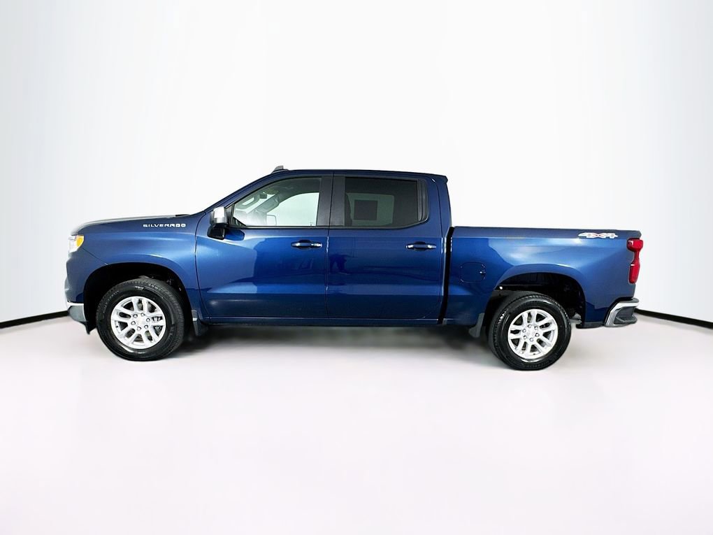Used 2022 Chevrolet Silverado 1500 LT AWD/4WD image 6