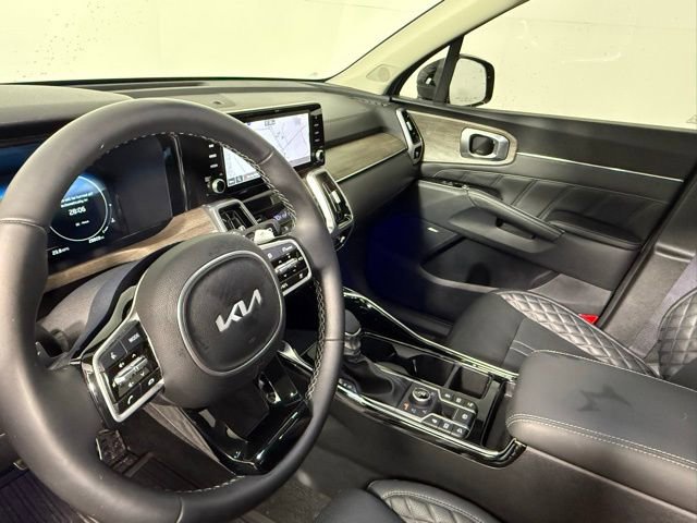 Used 2023 Kia Sorento SX Prestige image 17