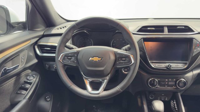 Used 2022 Chevrolet TrailBlazer ACTIV w/ Sun and Liftgate Package FWD image 20