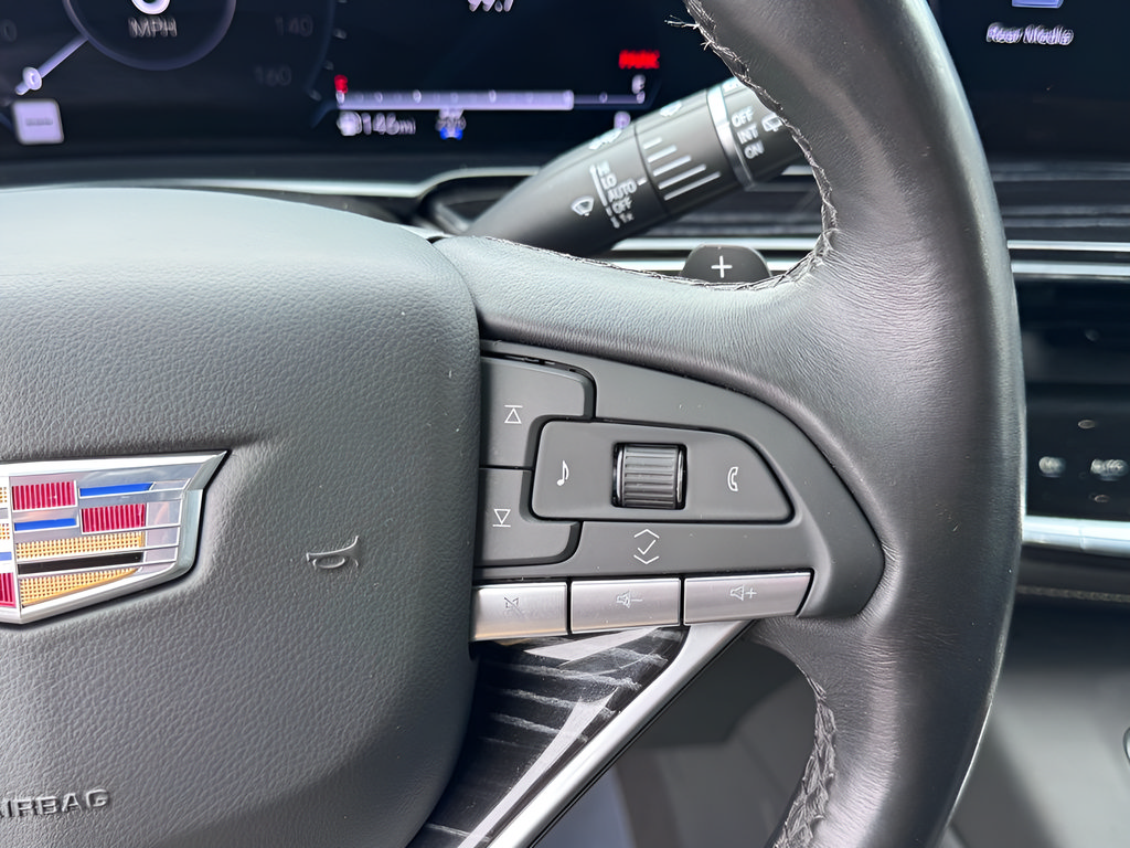 Used 2023 Cadillac Escalade Sport AWD/4WD image 17