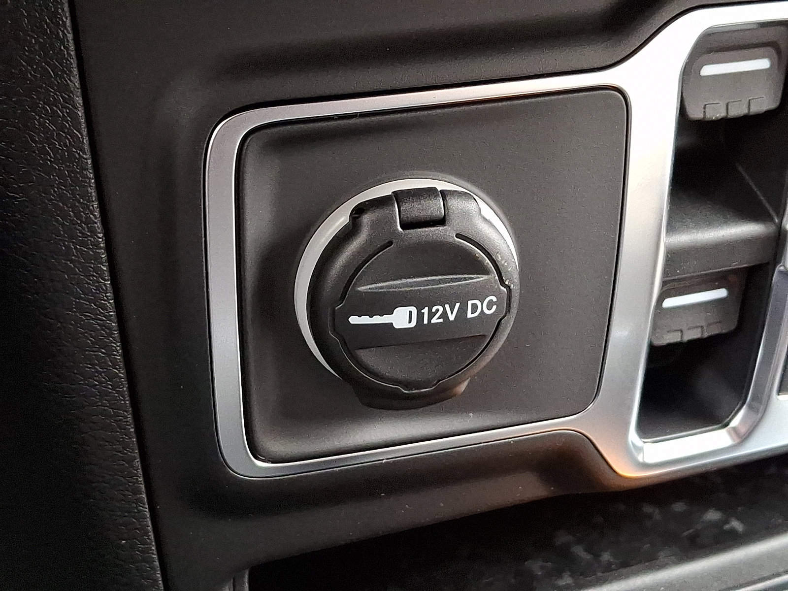 New 2026 Jeep Wrangler Unlimited Sport image 14