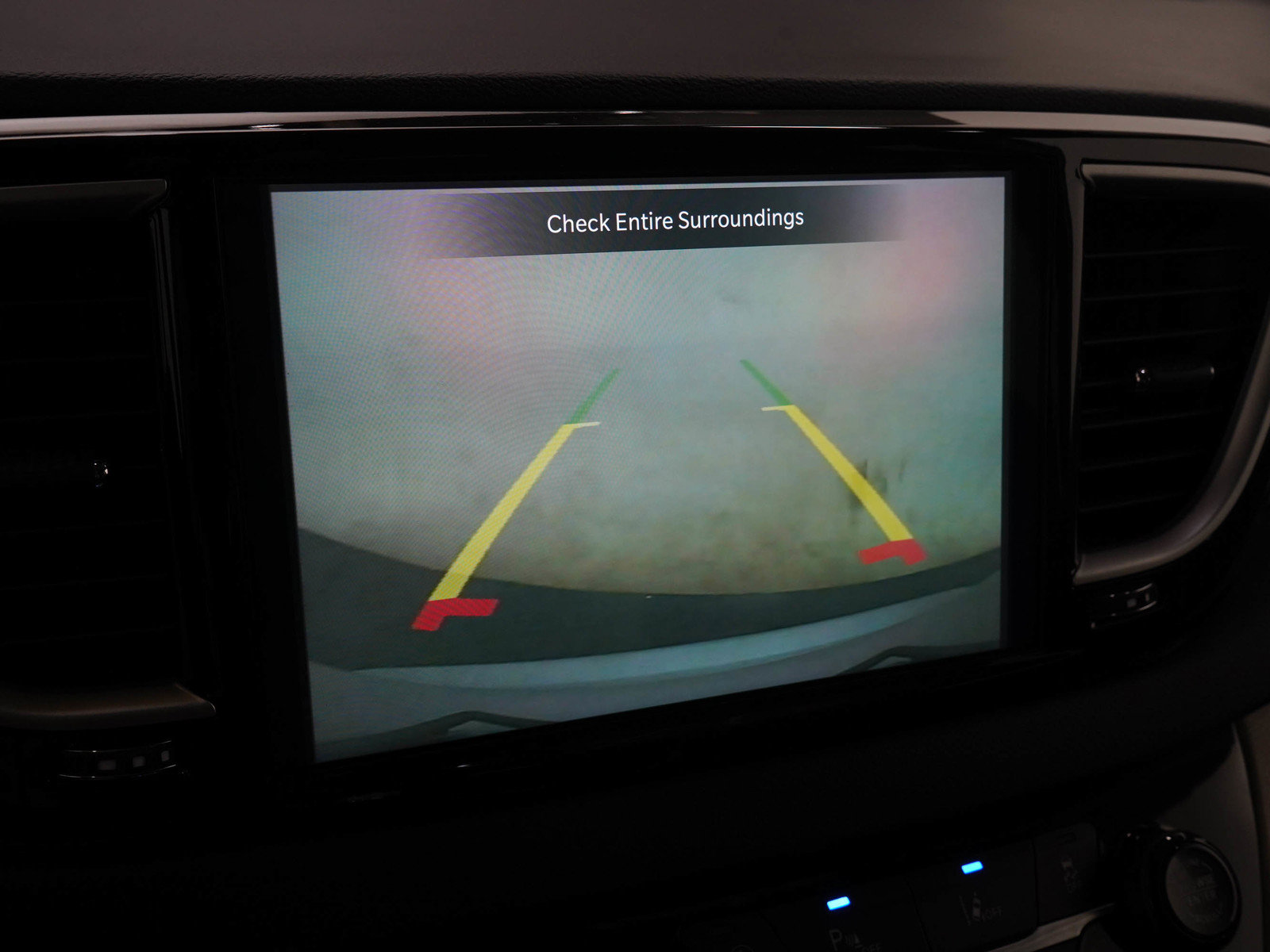 Used 2023 Chrysler Pacifica Touring-L FWD image 24