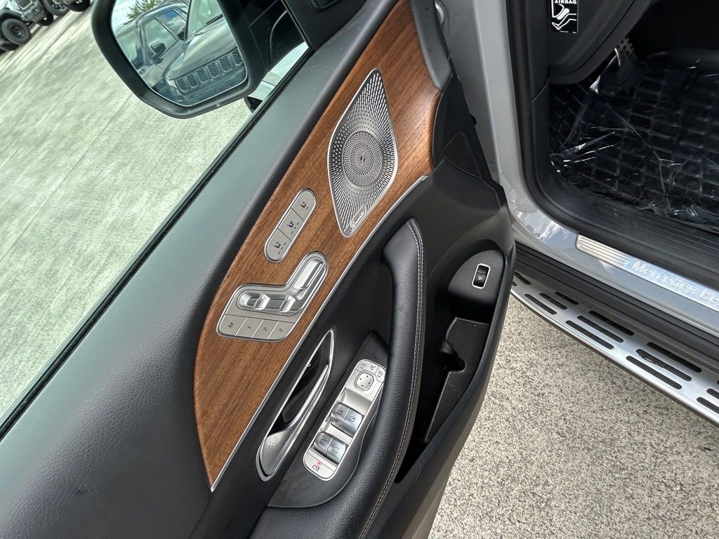 Used 2024 Mercedes-Benz GLS 450 4MATIC w/ AMG Line Exterior image 27