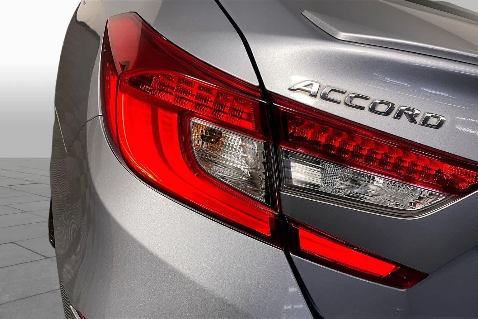Used 2020 Honda Accord Sport image 28