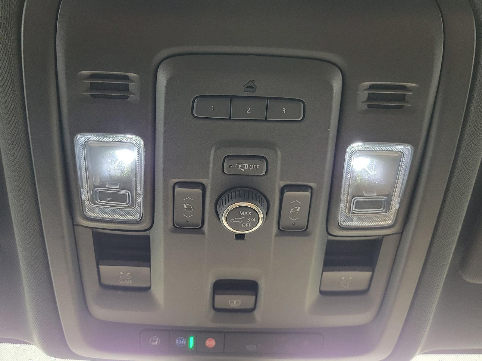 Used 2021 Chevrolet Tahoe Premier AWD/4WD image 18