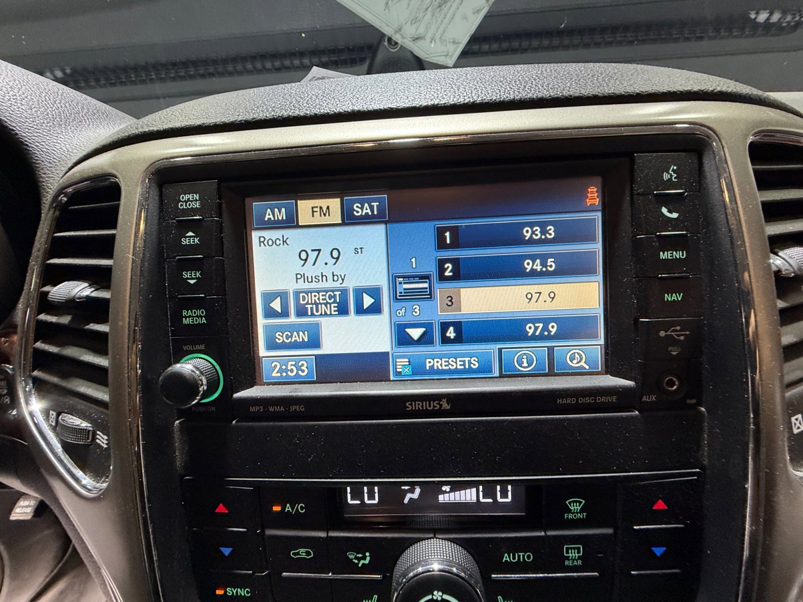 Used 2012 Jeep Grand Cherokee Limited image 28