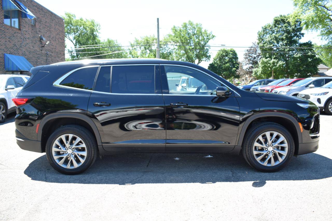 Used 2025 Buick Enclave Preferred w/ LPO, Floor Liner Package FWD image 5