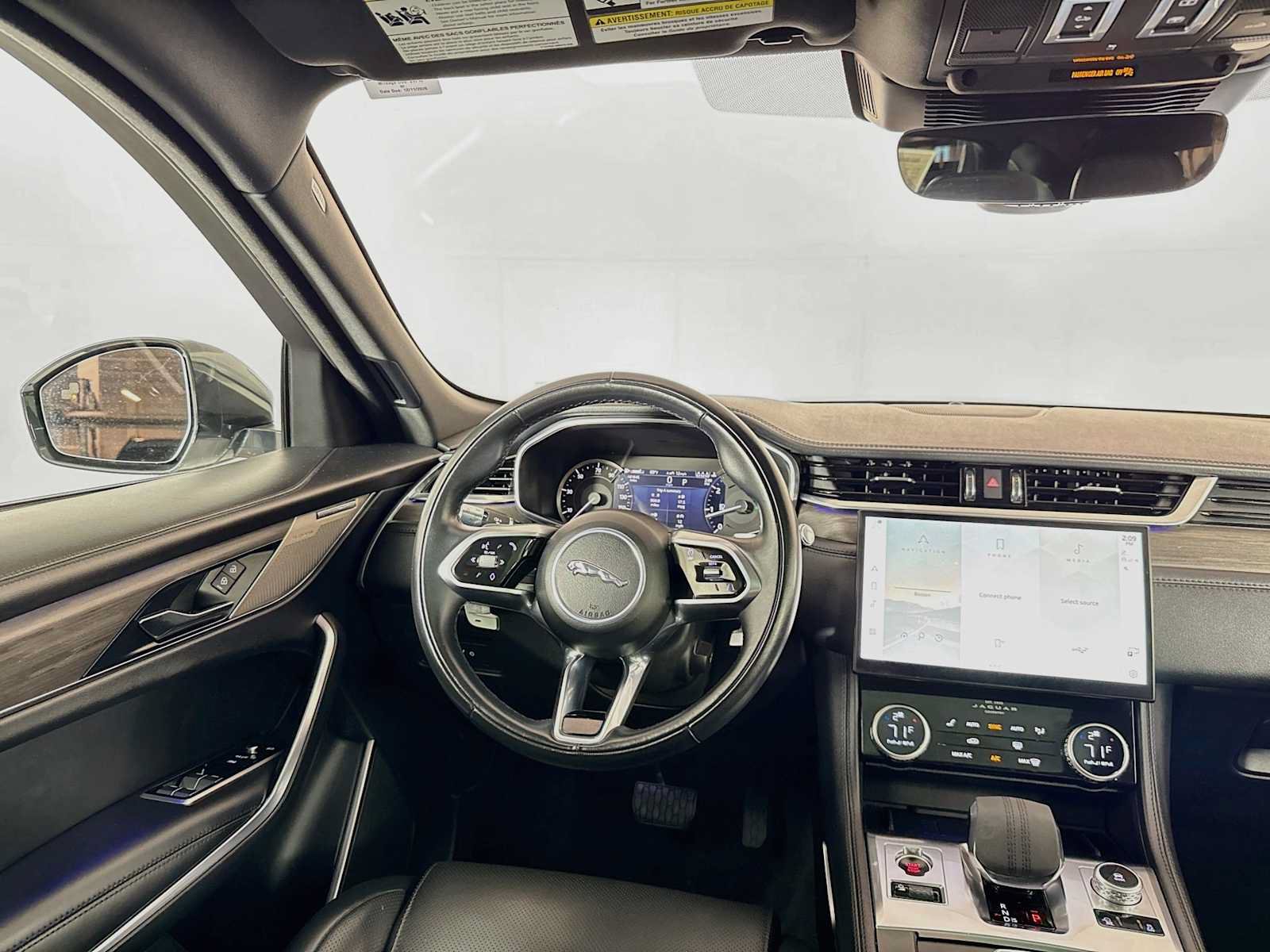 Used 2021 Jaguar F-PACE S AWD/4WD image 23