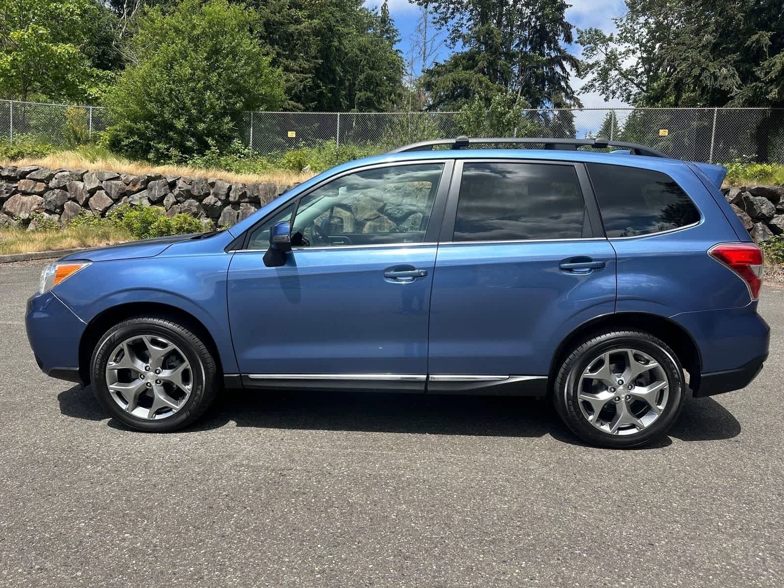 Used 2016 Subaru Forester 2.5i Touring w/ Eyesight & Navigation System AWD/4WD image 2