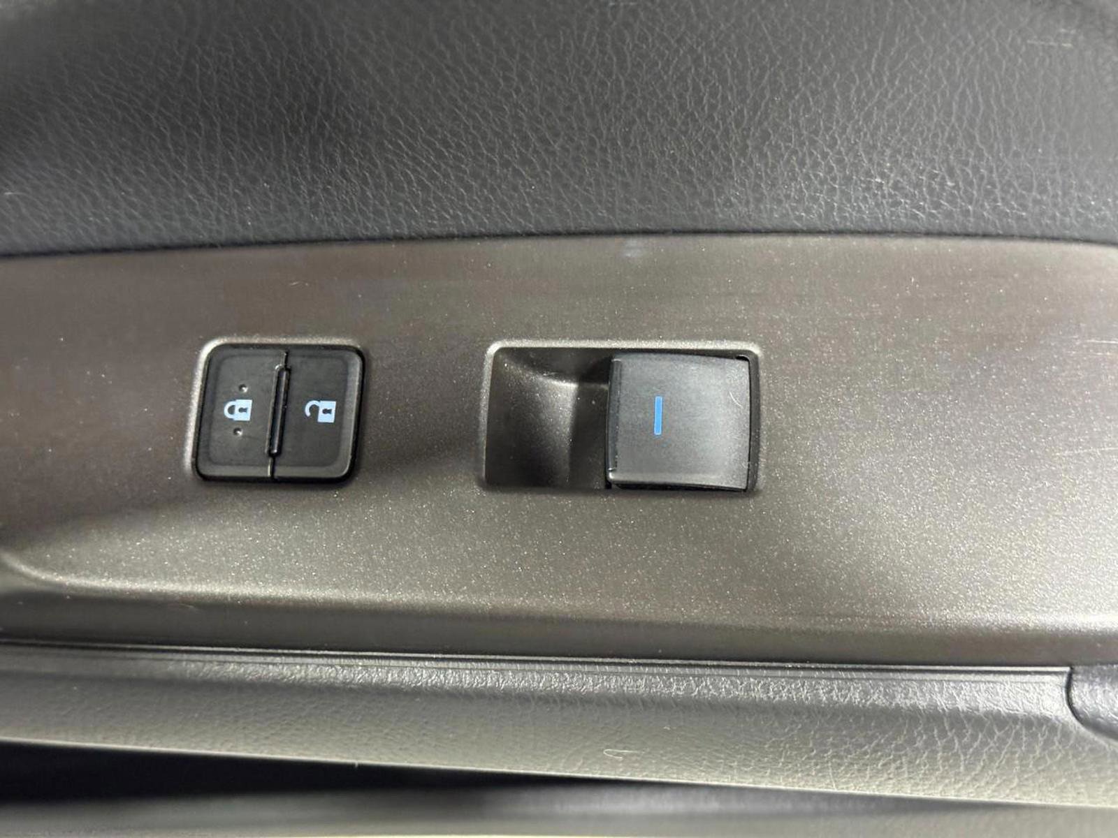 Used 2022 Toyota Camry LE image 21