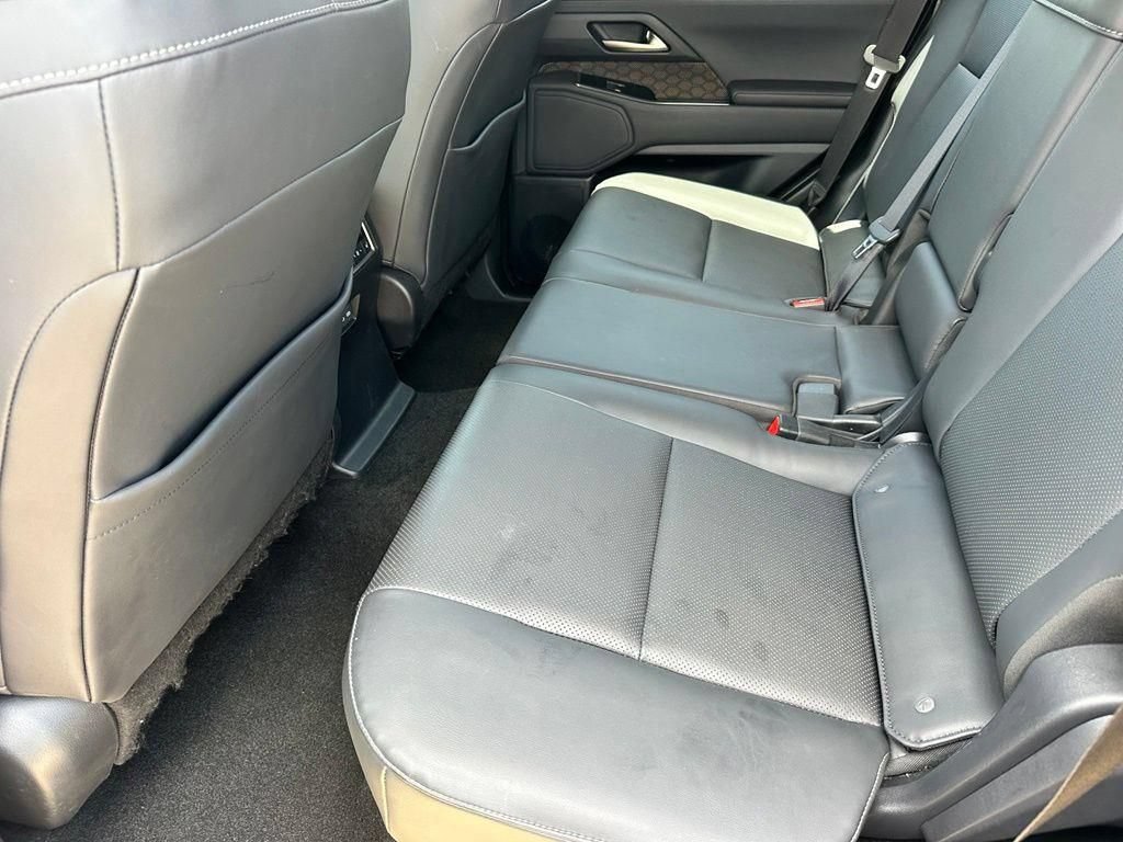 Used 2024 Lexus GX 550 w/ Accessory Package (2T) AWD/4WD image 7