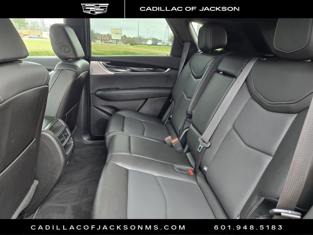Certified 2025 Cadillac XT5 Premium Luxury image 11