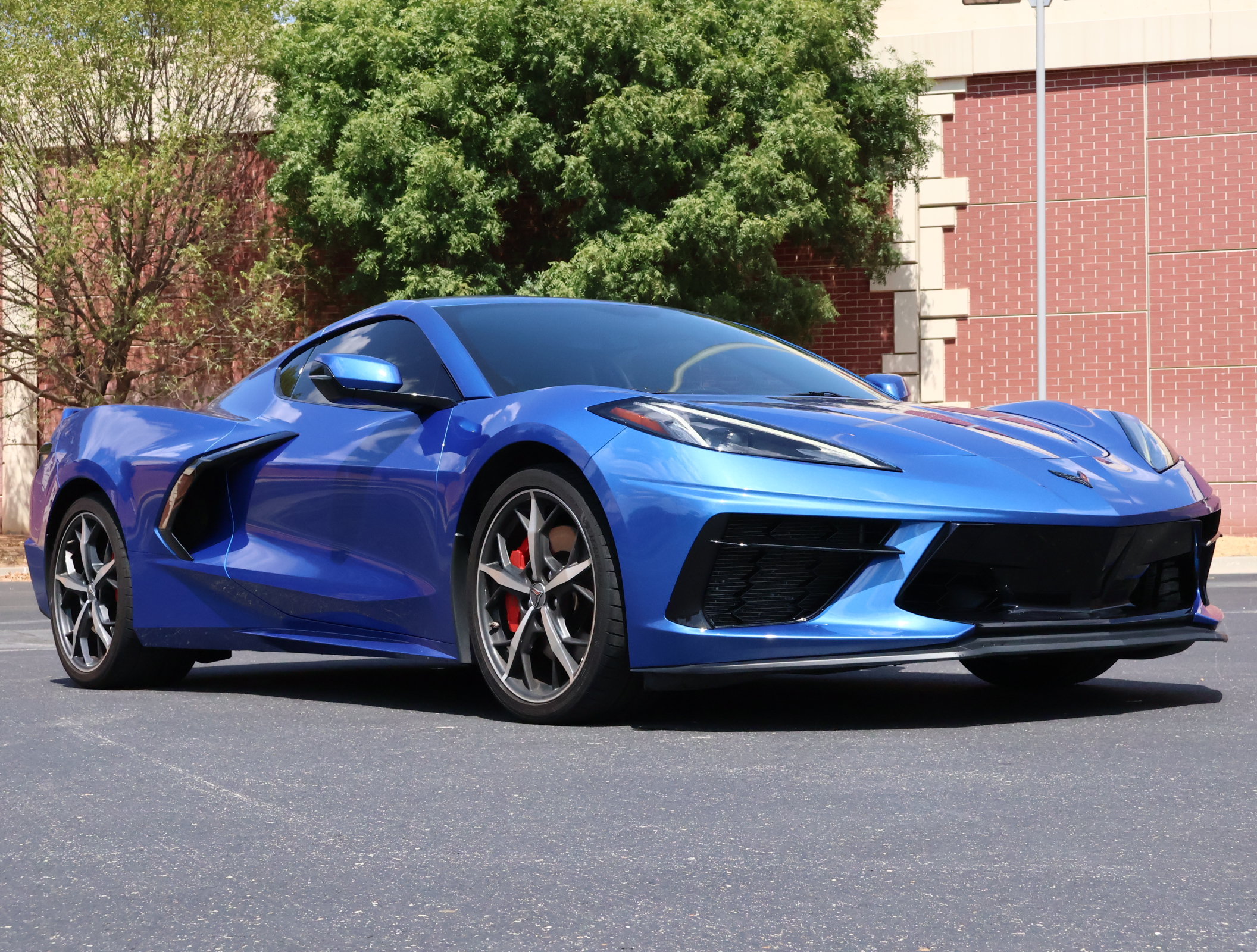 Used 2023 Chevrolet Corvette Stingray Coupe w/ Z51 Performance Package RWD image 1