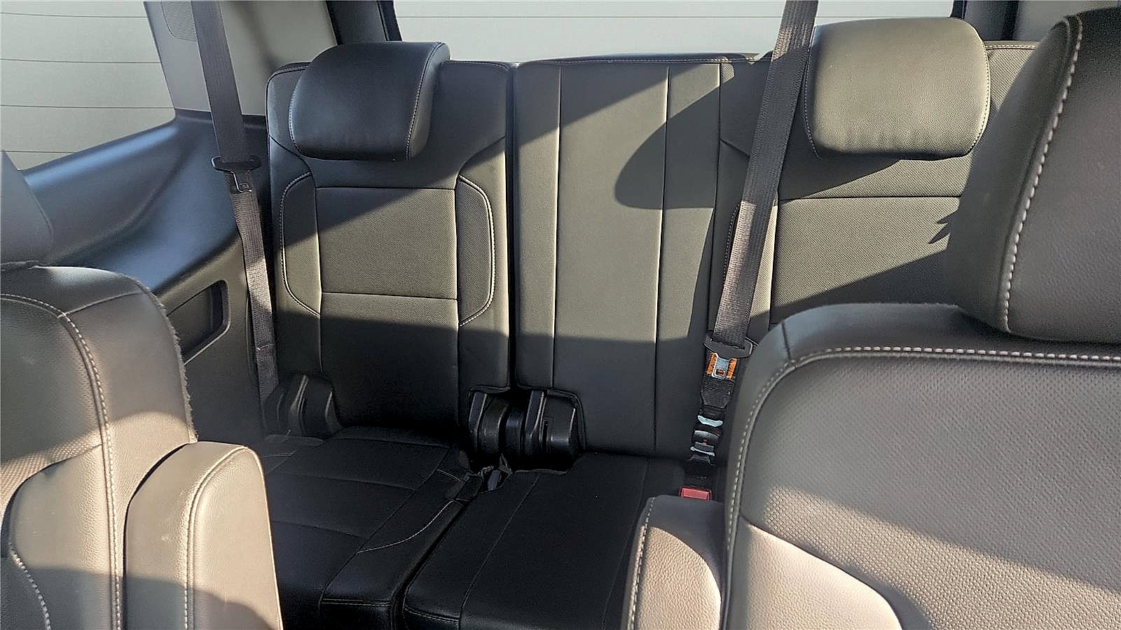 Used 2019 GMC Yukon SLT AWD/4WD image 30