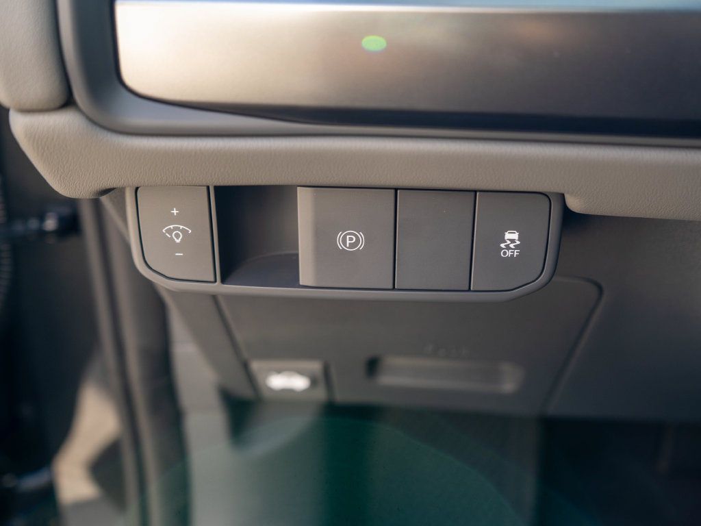 New 2027 Kia EV3 Wind FWD image 18