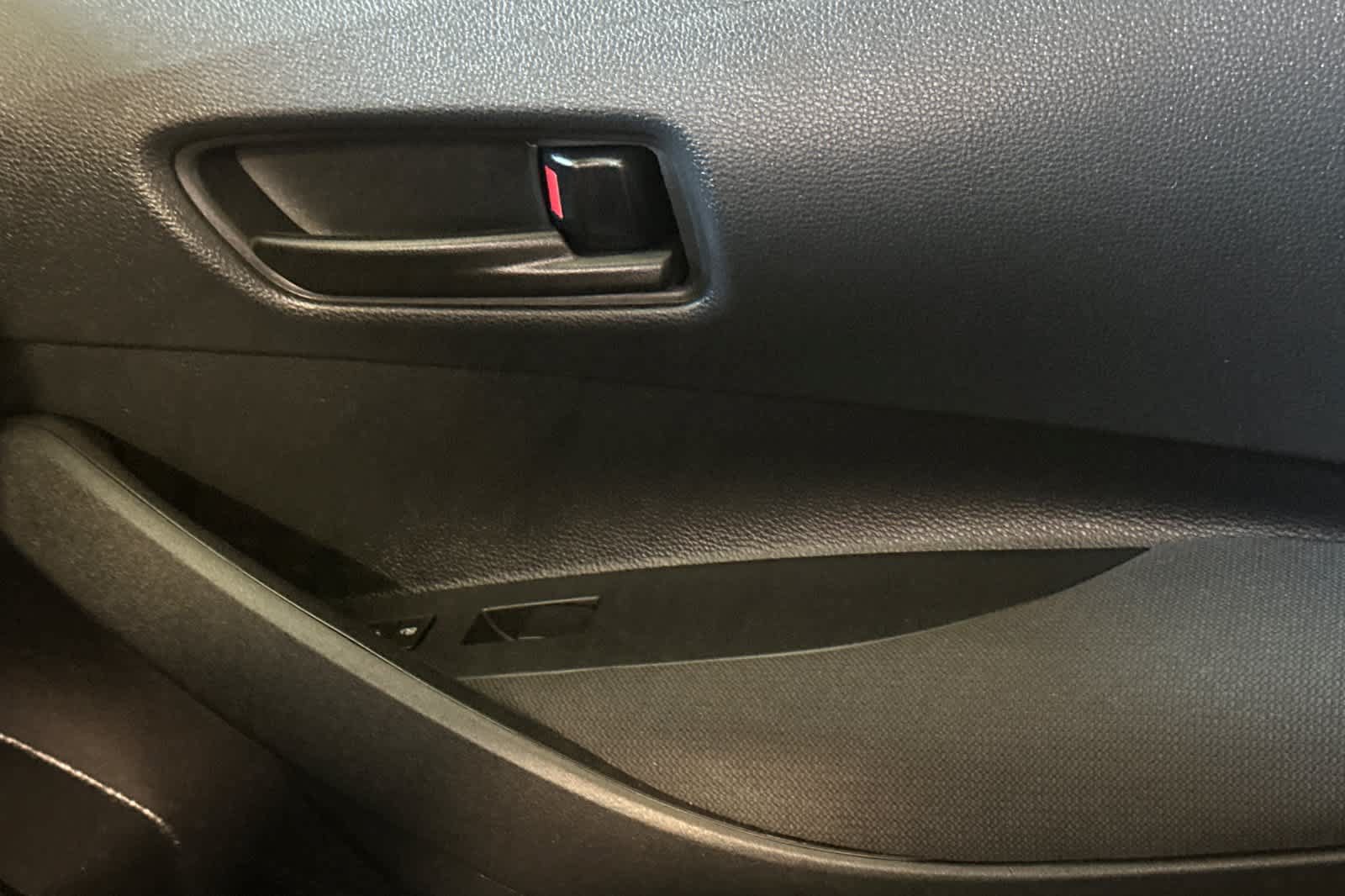 Used 2025 Toyota Corolla LE FWD image 20