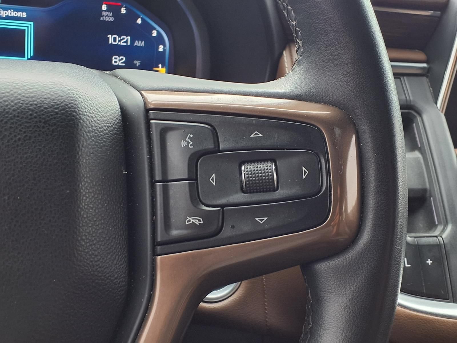 Used 2023 Chevrolet Suburban High Country w/ Max Trailering Package AWD/4WD image 16
