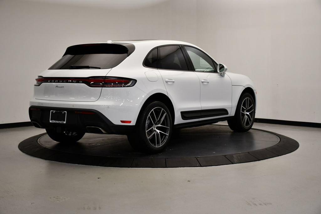 Certified 2026 Porsche Macan Turbo AWD/4WD image 7