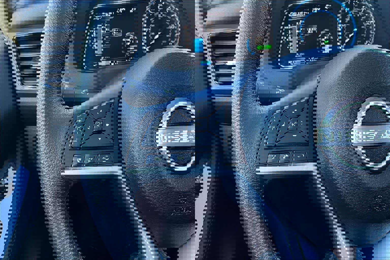 Used 2024 Nissan Leaf SV Plus image 22