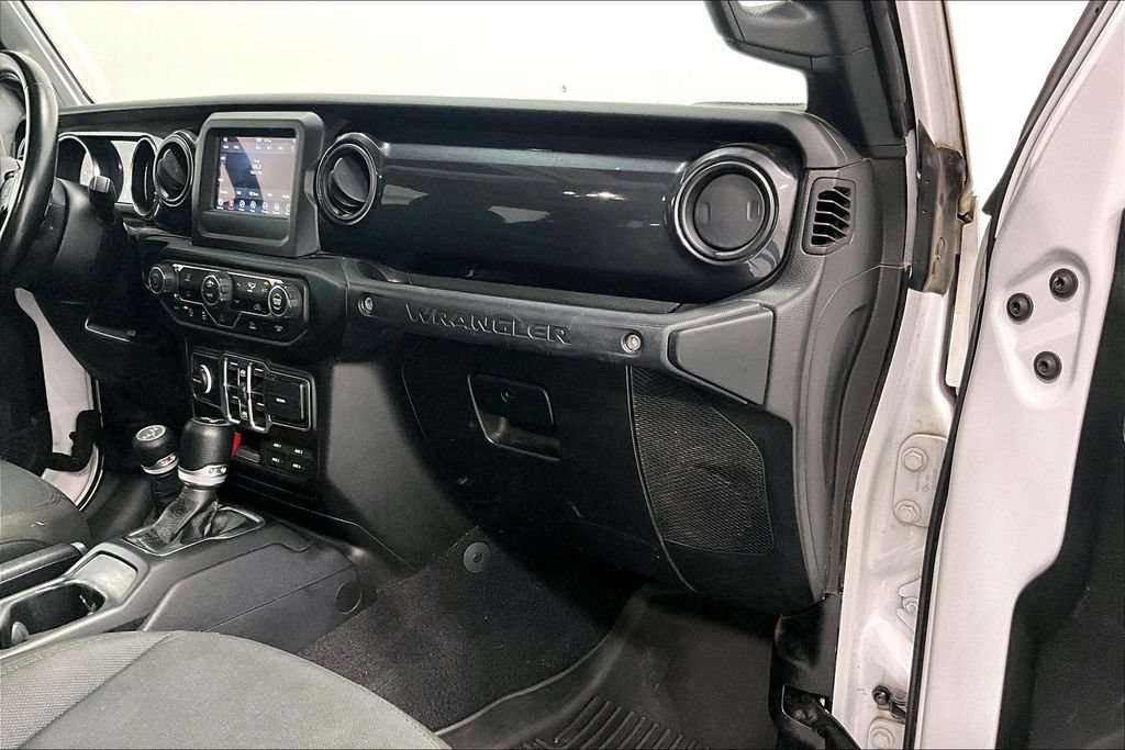 Used 2021 Jeep Wrangler Unlimited Sport AWD/4WD image 19