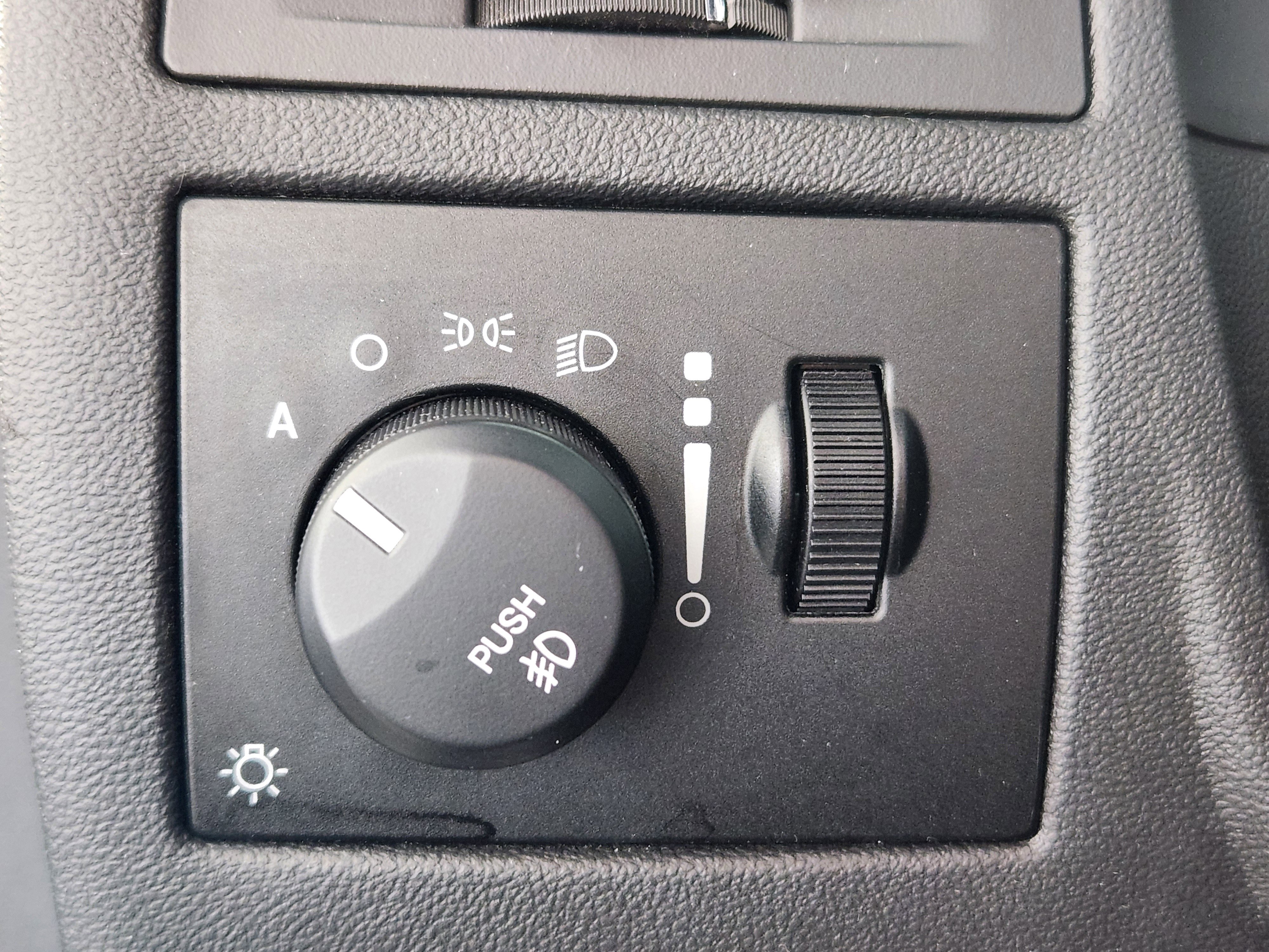 Used 2009 Dodge Challenger SRT8 w/ SRT Option Group II image 27