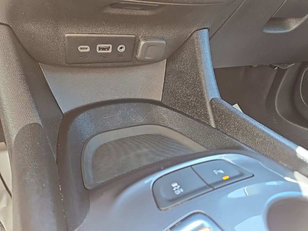Used 2023 Chevrolet Malibu LS w/ Driver Confidence Package image 29