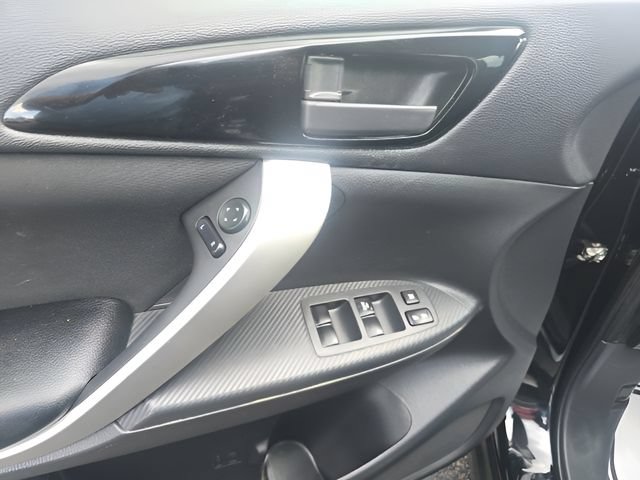 Used 2023 Mitsubishi Eclipse Cross ES AWD/4WD image 11