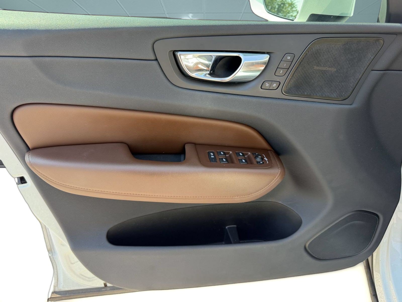 Used 2019 Volvo XC60 T5 Inscription w/ Protection Package Premier FWD image 13