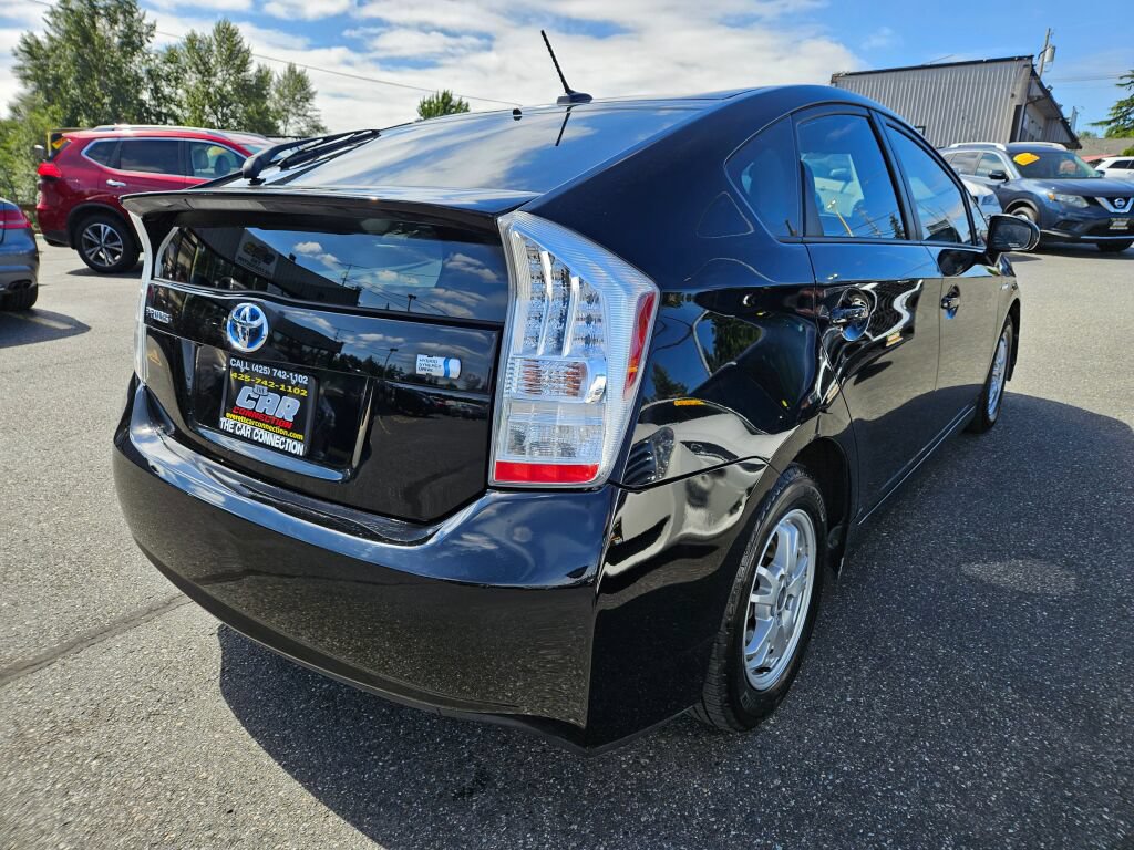Used 2010 Toyota Prius Three FWD image 4