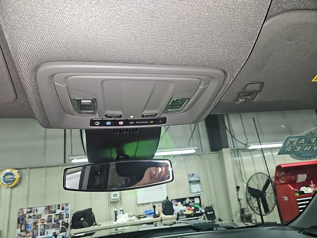 Used 2024 Chevrolet Silverado 2500 LT image 21