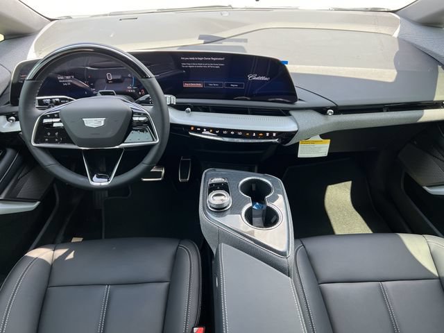 New 2027 Cadillac Optiq Luxury RWD image 9
