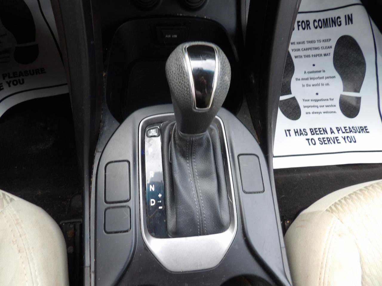 Used 2015 Hyundai Santa Fe Sport image 15