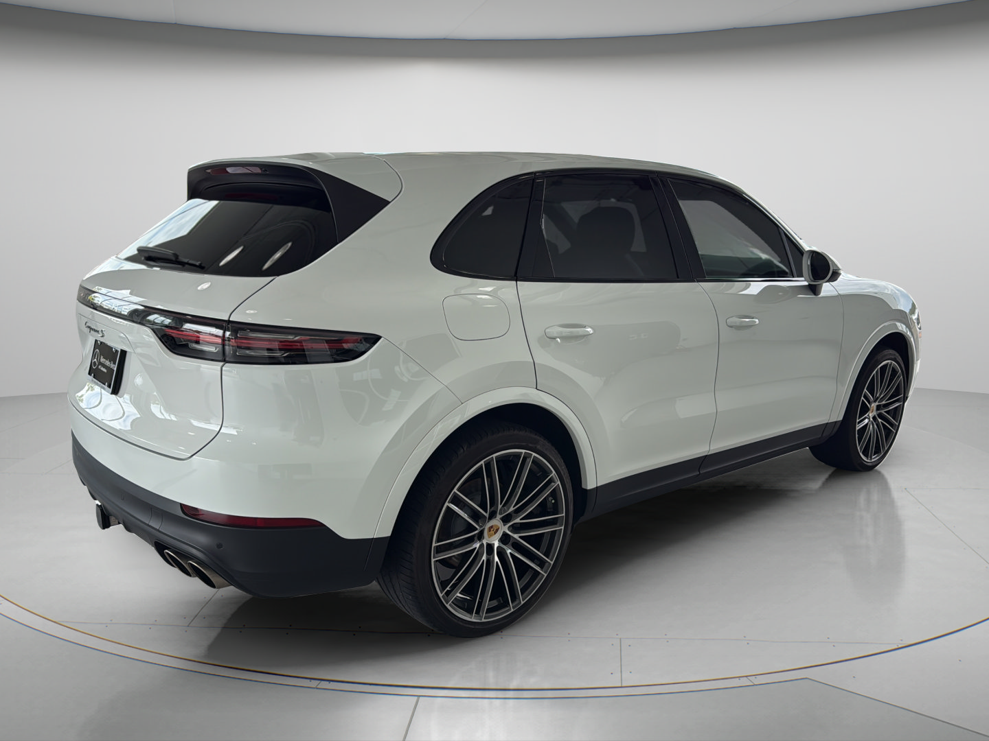 Used 2021 Porsche Cayenne S AWD/4WD image 5