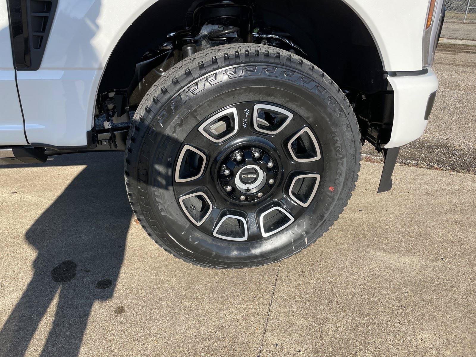 New 2026 Ford F250 Platinum AWD/4WD image 56