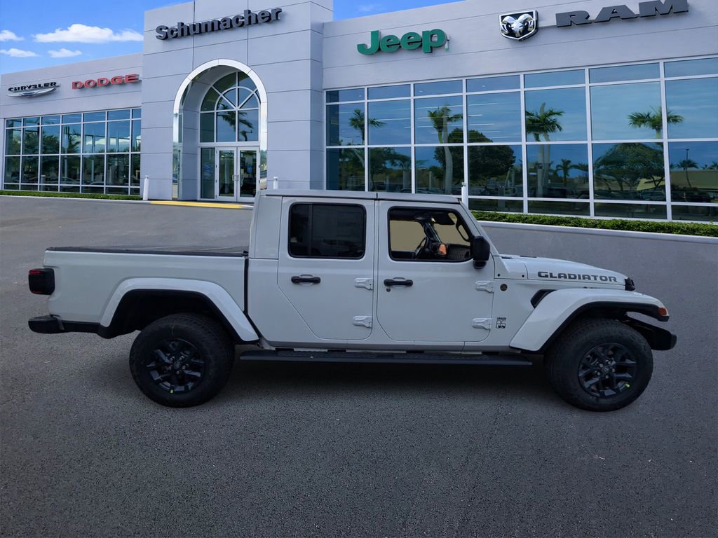 New 2026 Jeep Gladiator Sport AWD/4WD image 8