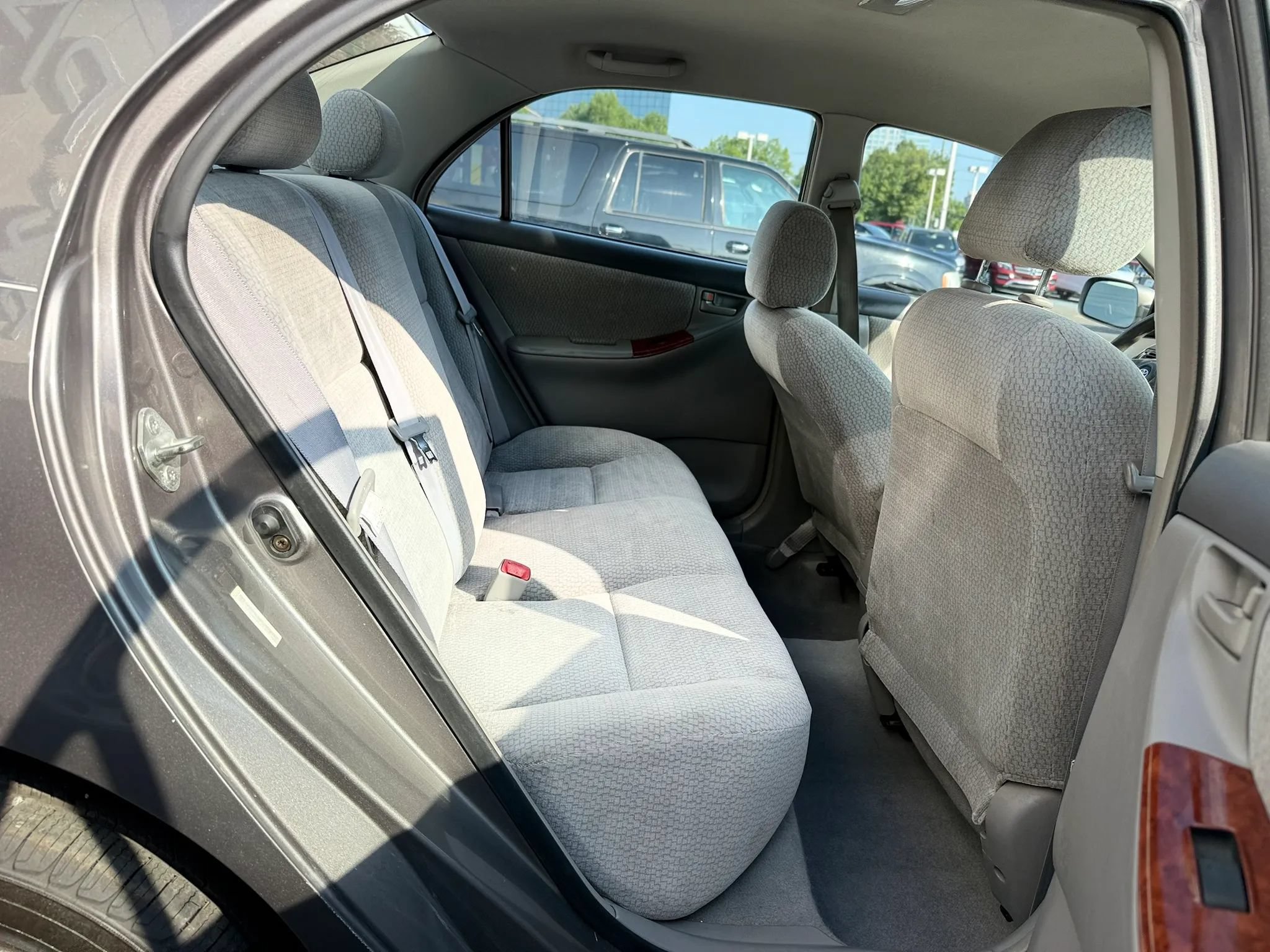 Used 2004 Toyota Corolla LE FWD image 22