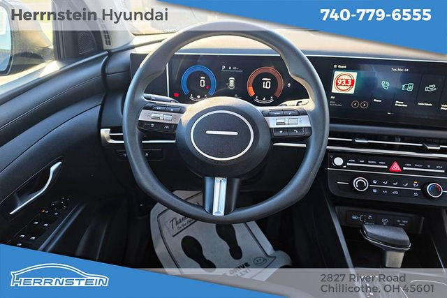 Used 2025 Hyundai Tucson SE AWD/4WD image 7
