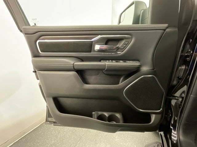 New 2026 RAM 1500 Laramie w/ Night Edition AWD/4WD image 9