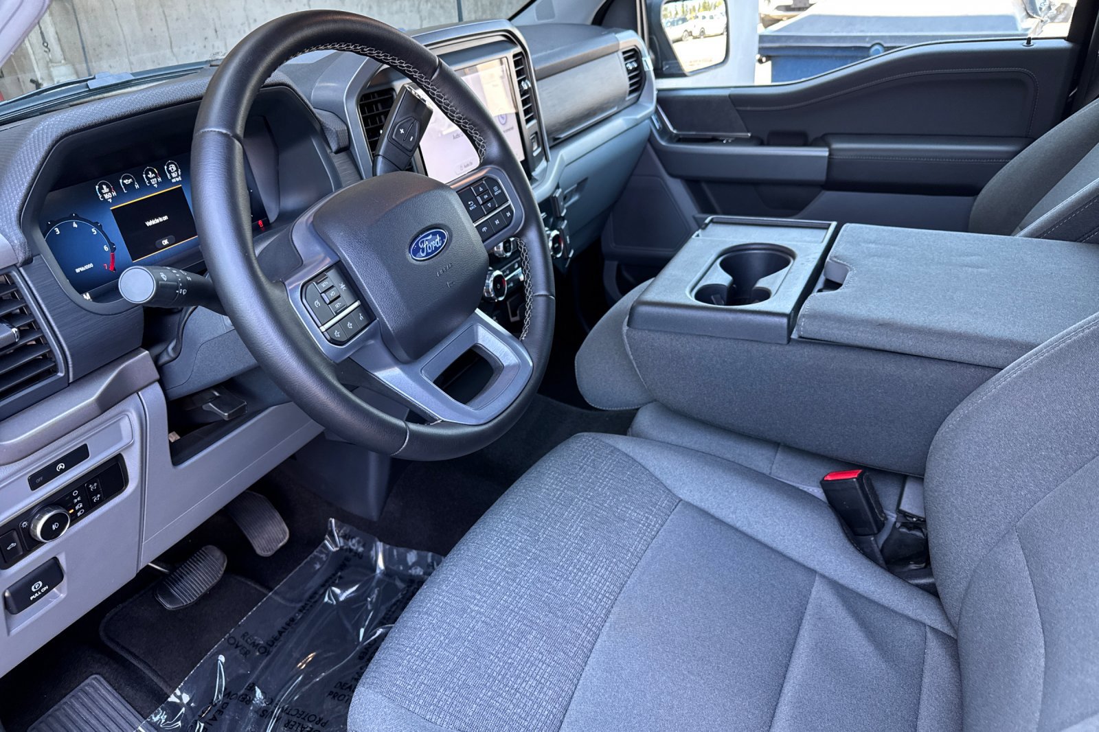 Used 2025 Ford F150 XLT w/ Equipment Group 301A Standard AWD/4WD image 10