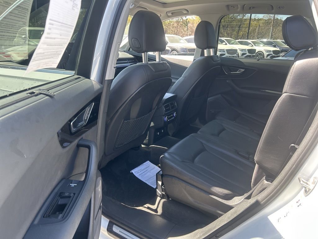 Used 2019 Audi Q7 3.0T Prestige image 7