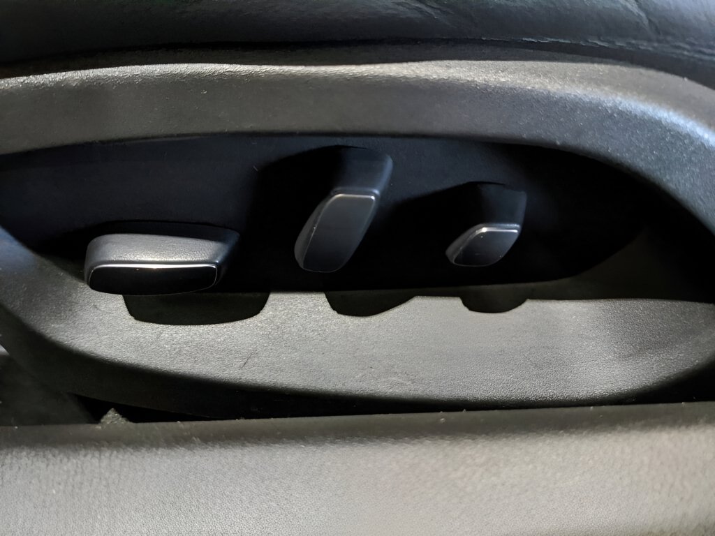 Used 2019 Chevrolet Corvette Stingray Convertible w/ 3LT Preferred Equipment Group image 22