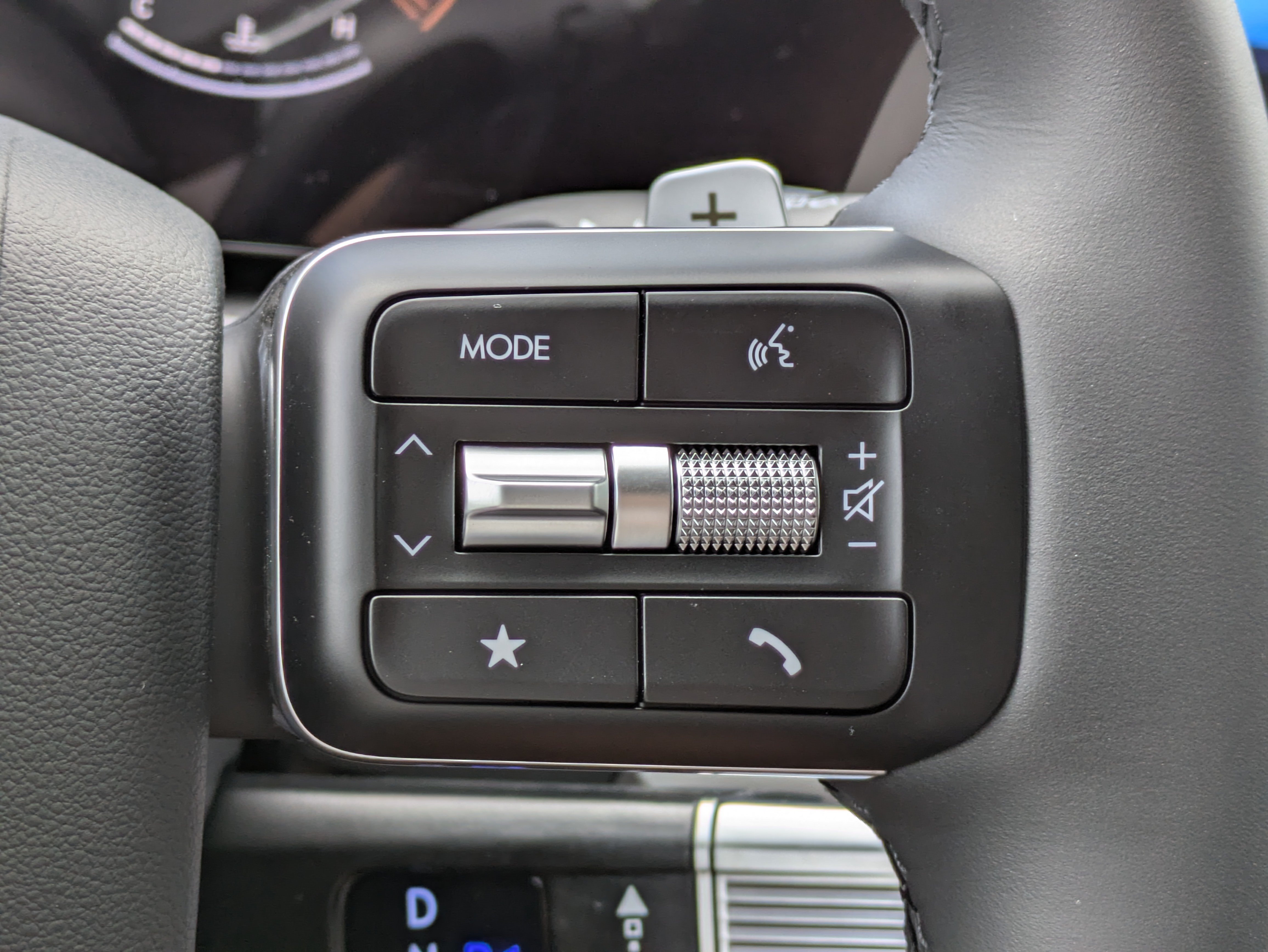 New 2027 Hyundai Santa Fe SE FWD image 19
