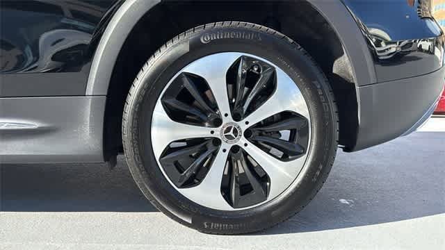 Certified 2025 Mercedes-Benz GLB 250 4MATIC image 11