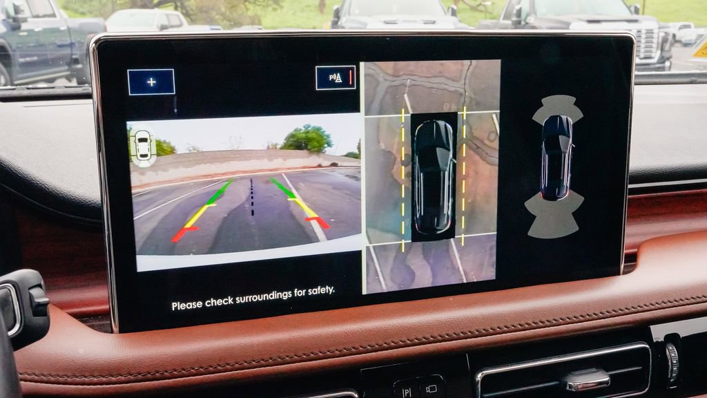 Used 2023 Lincoln Nautilus Reserve w/ Equipment Group 201A image 24