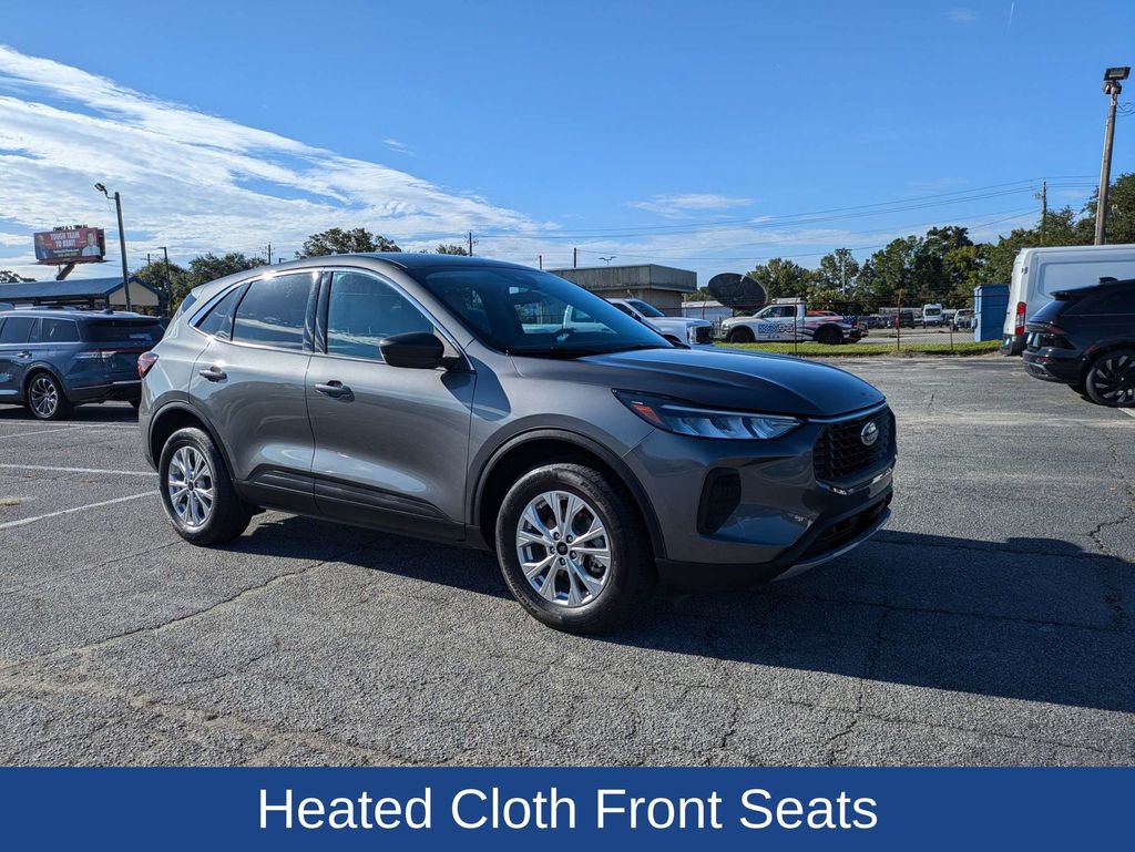 Certified 2024 Ford Escape Active w/ Tech Pack #1 AWD/4WD image 2