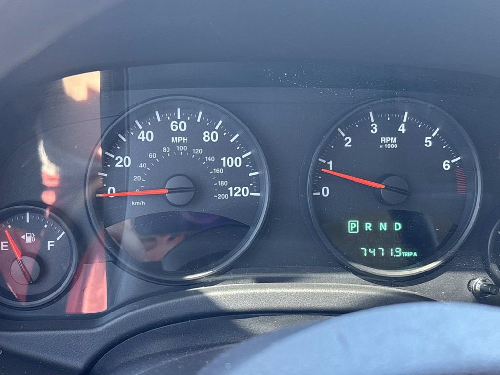 Used 2012 Jeep Compass Sport image 21